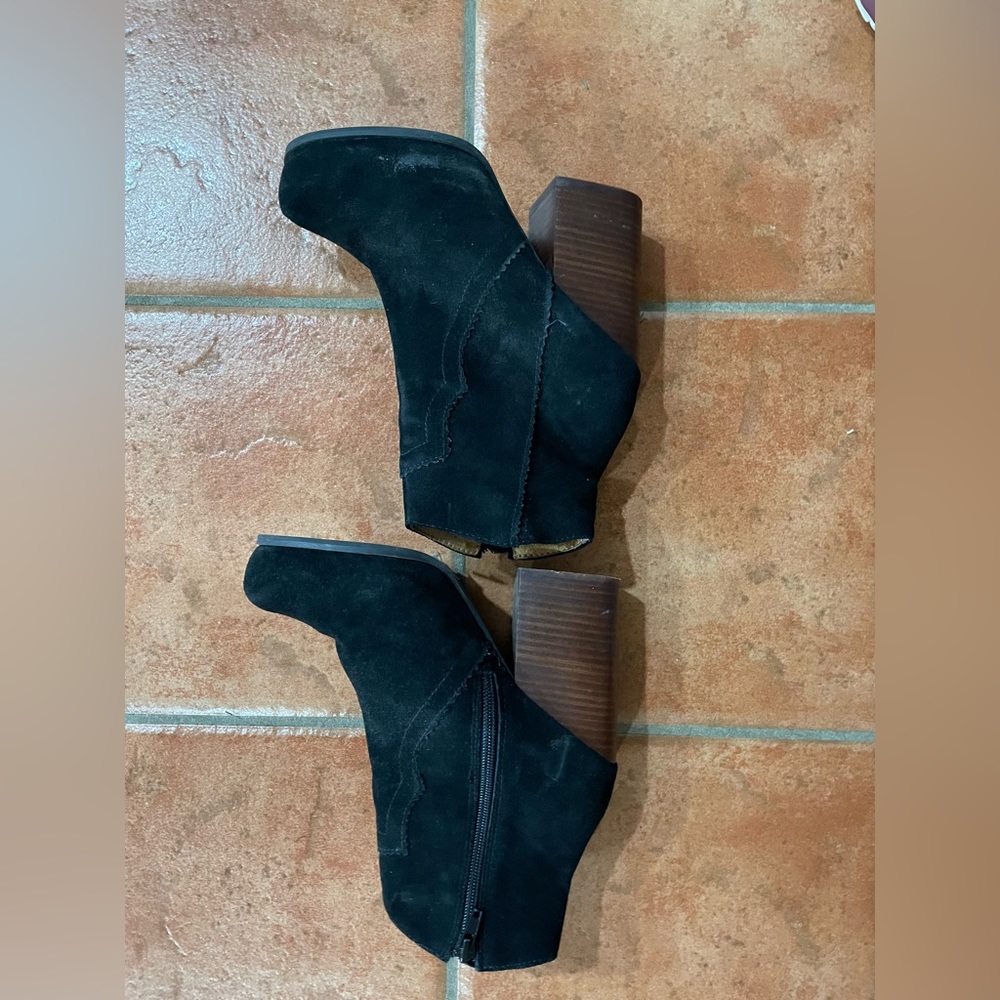 Jeffrey Campbell black suede platforms size 6